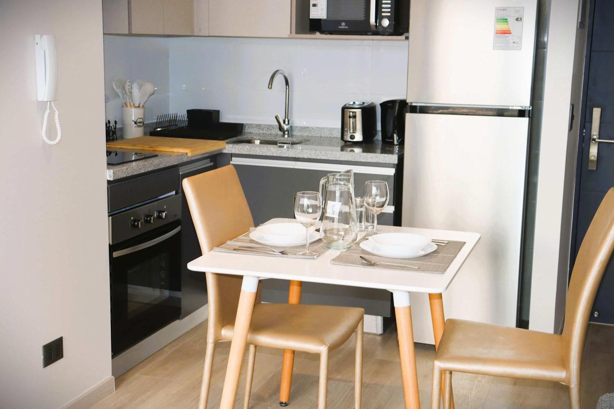 Hom I Dpto 1d1b 2pax Centro Calle Serrano